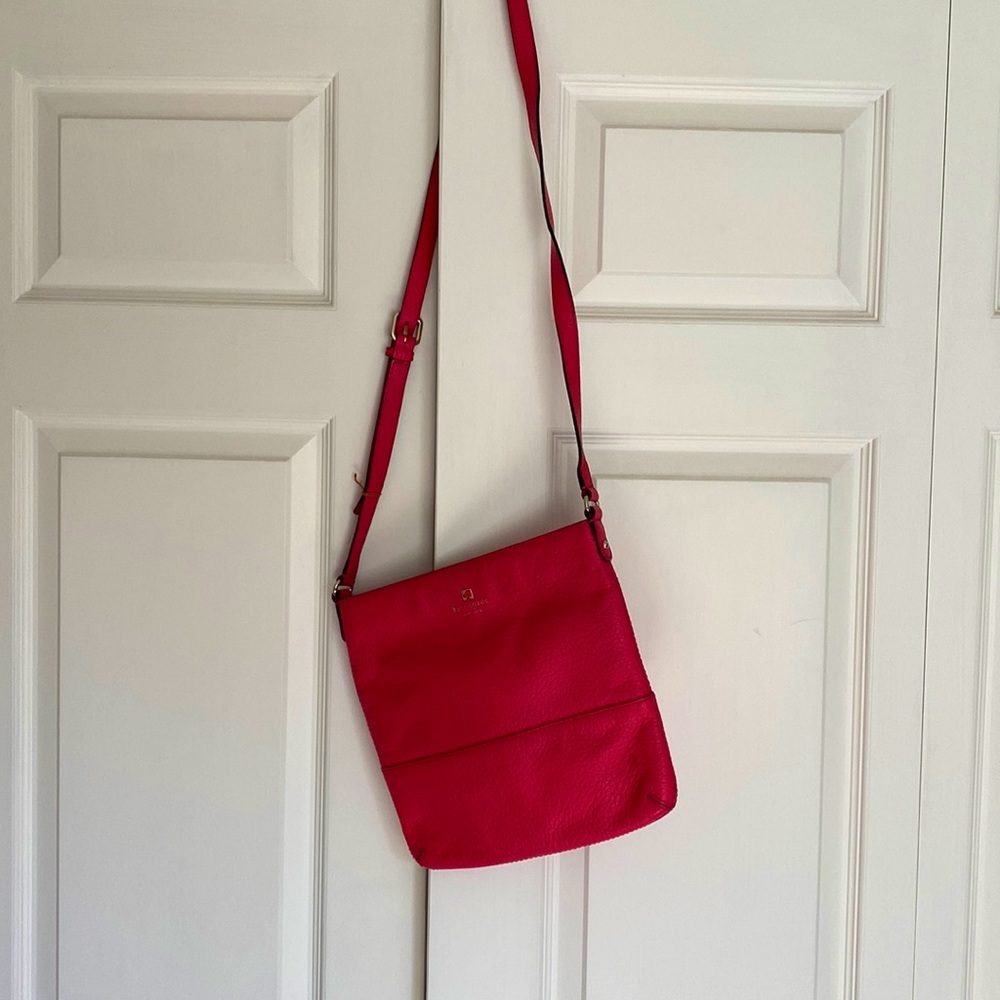Kate Spade hot pink medium crossbody purse